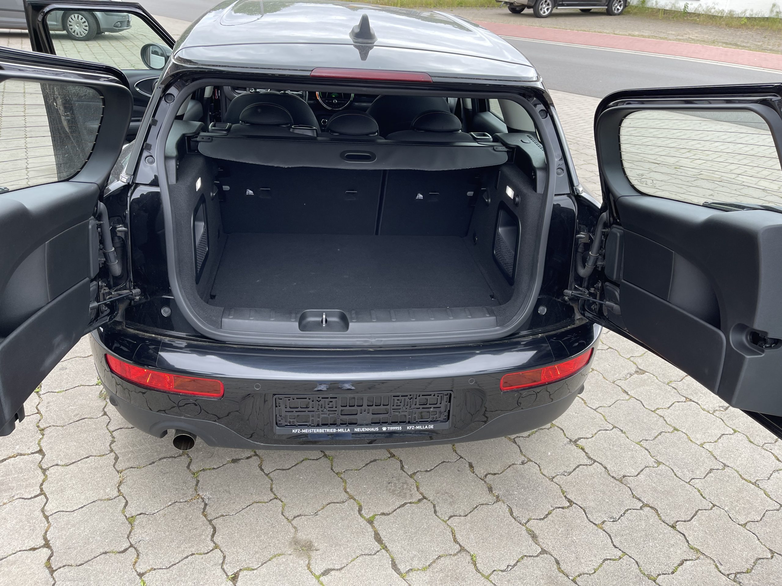 Mini Clubman One 1.5 PEPPER Neuwertiger Zustand