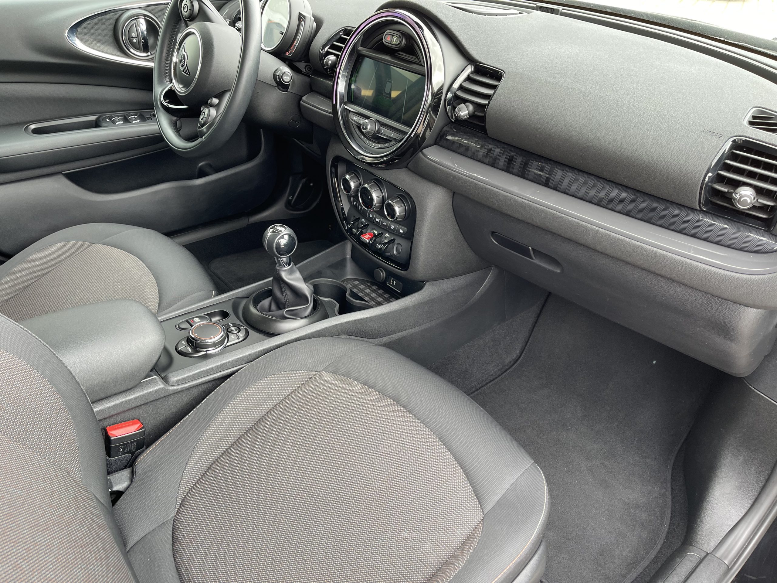 Mini Clubman One 1.5 PEPPER Neuwertiger Zustand