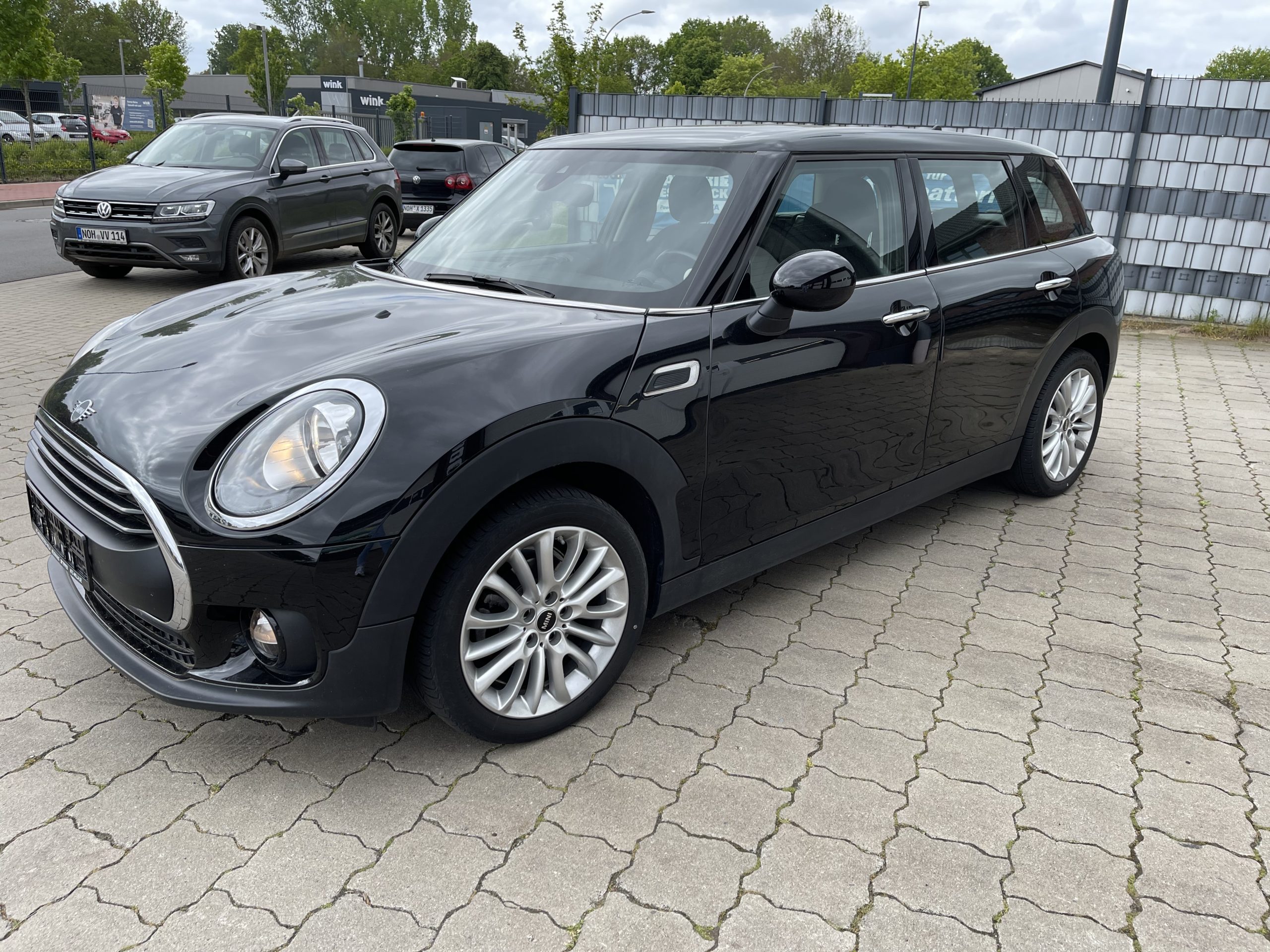 Mini Clubman One 1.5 PEPPER Neuwertiger Zustand