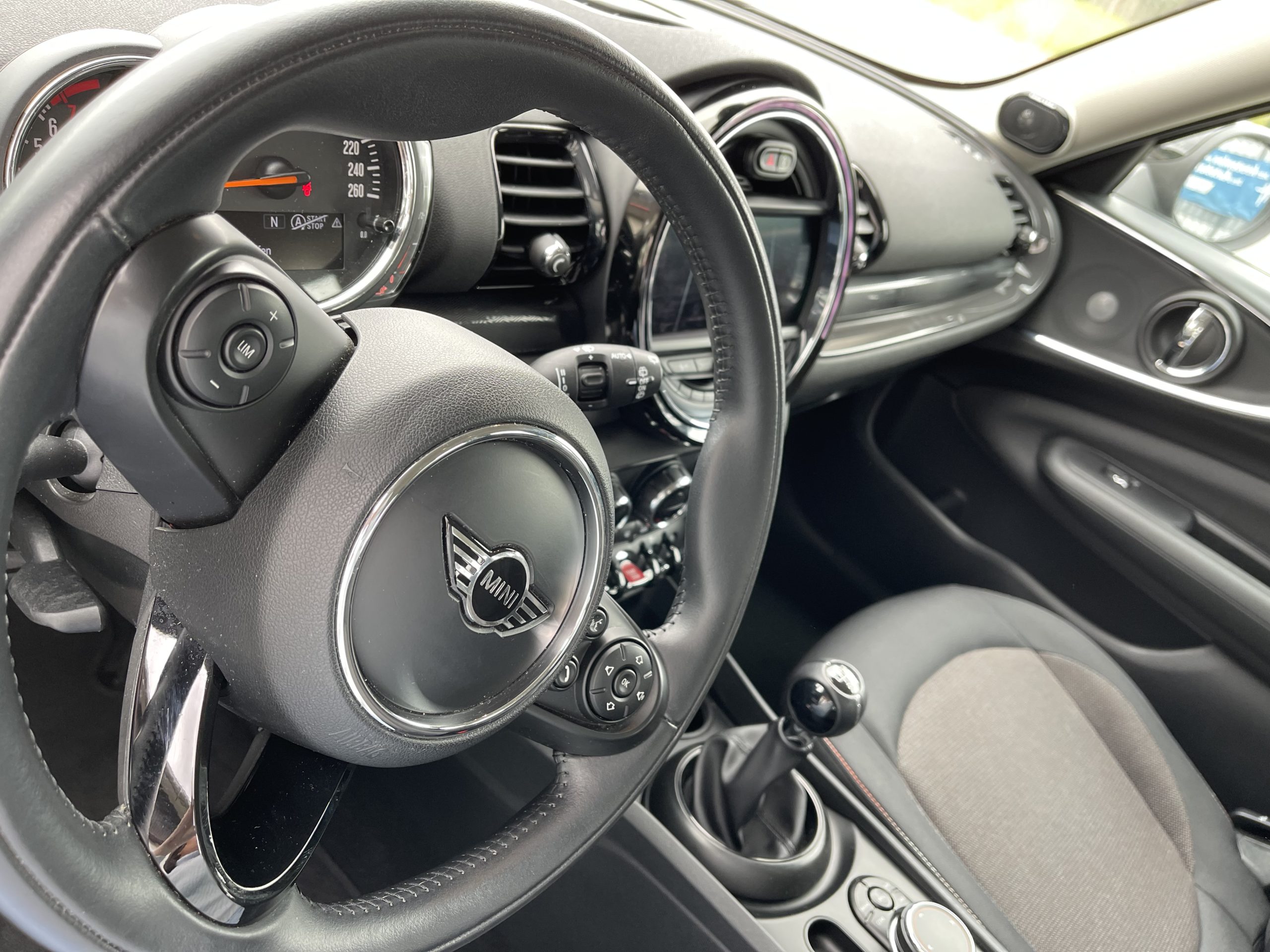 Mini Clubman One 1.5 PEPPER Neuwertiger Zustand