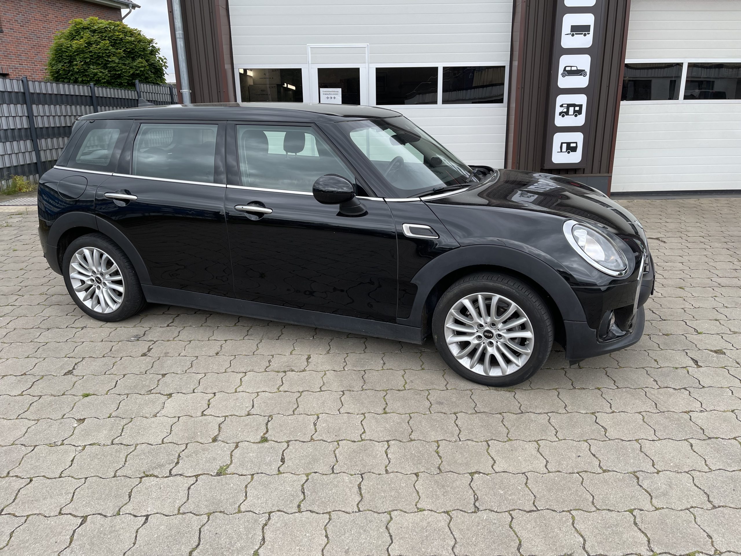 Mini Clubman One 1.5 PEPPER Neuwertiger Zustand