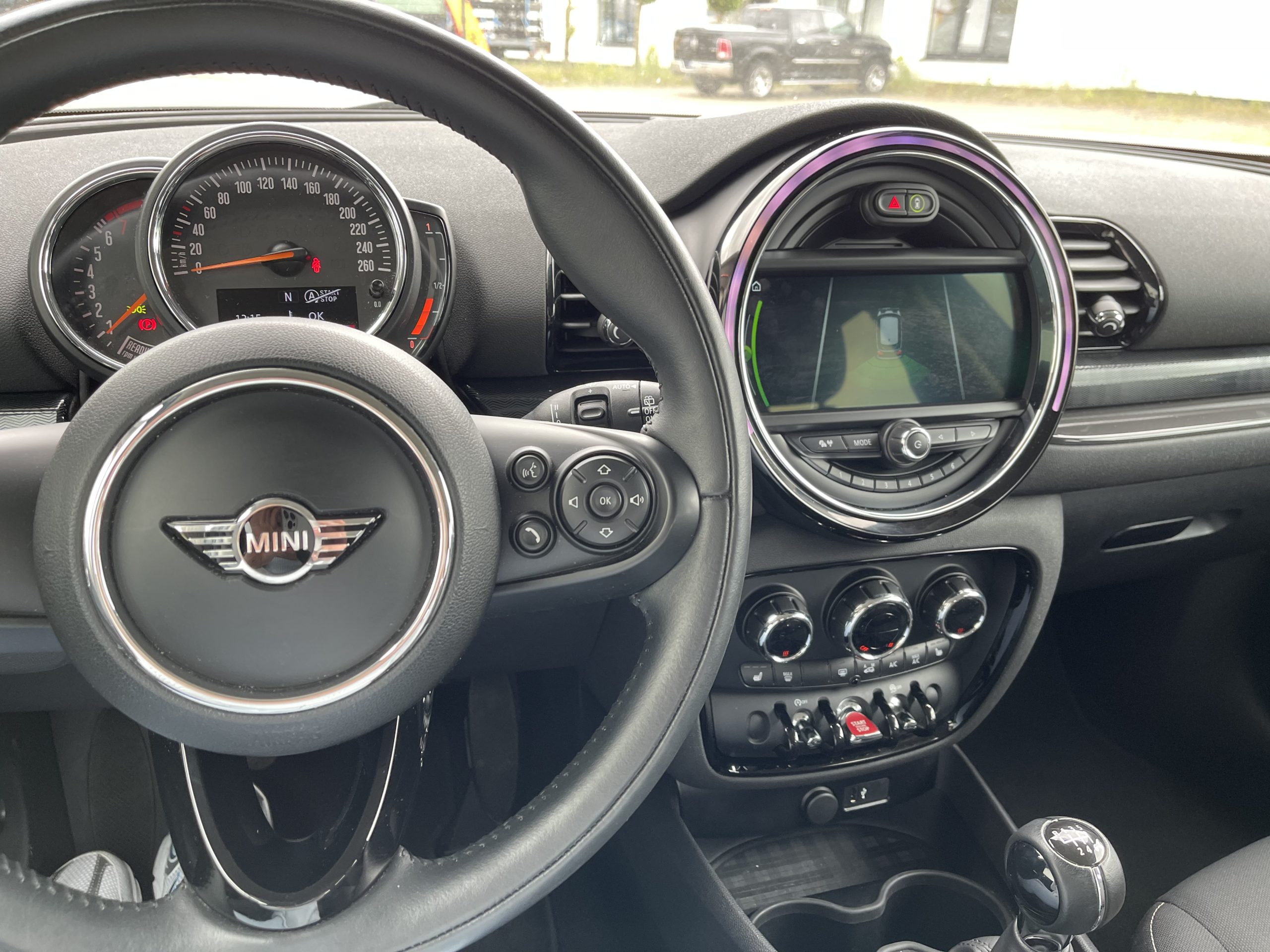 Mini Clubman One 1.5 PEPPER Neuwertiger Zustand